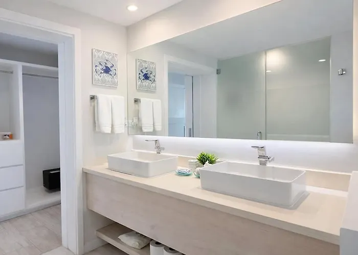 Villa Luxury 9 Bedroom Beachfront In Jamaica *