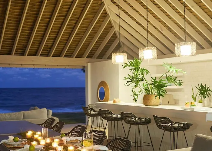 Luxury 9 Bedroom Beachfront In Jamaica Villa *